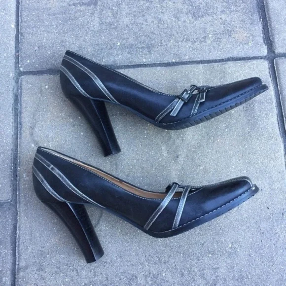 Donald J. Pliner Sport-I-Que Black Shoes - Picture 2 of 8